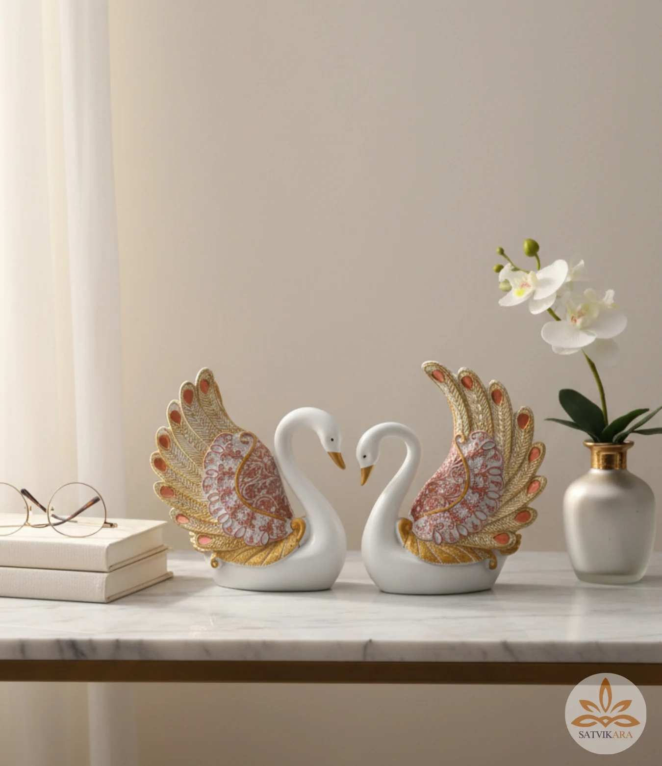 Swan Couple Love Decor Showpiece Swan Couple Love Decor Showpiece